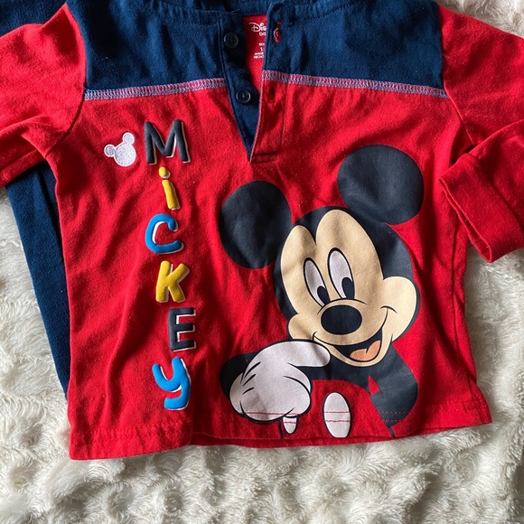 #ShopMyCloset New Mickey Mouse Toddler Set 18M - Picture 3 of 8